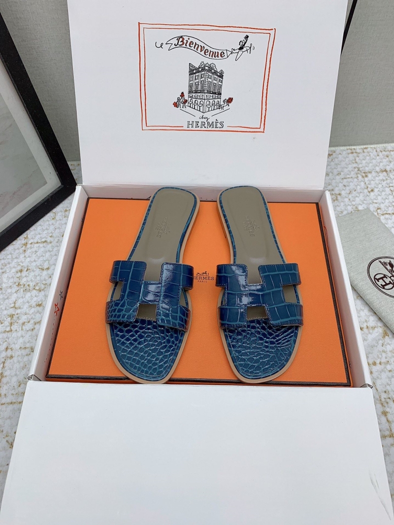 H**me5 slippers